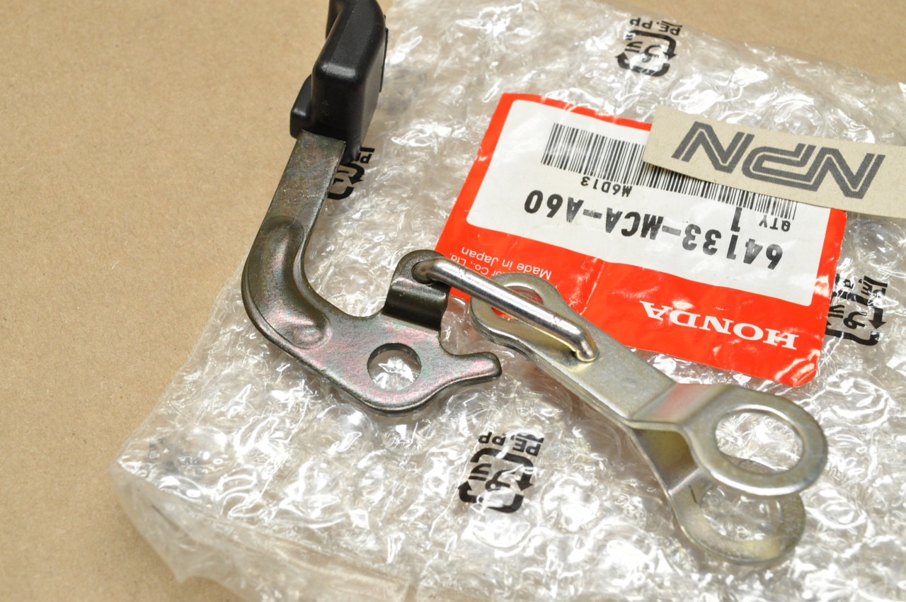 NEW OEM Honda GL1800 Gold Wing Wind Shield Adjusting Link Arm 64133-MCA-A60