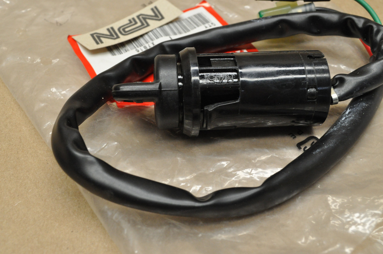 NOS Honda TRX200 TRX200D Fourtrax Ignition Switch & Key Lock Set 35010-HF1-670