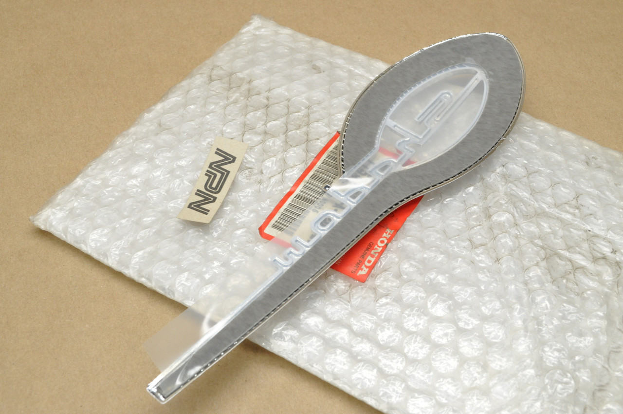 NEW OEM Honda VT750 CD Shadow Gas Tank Left Side Emblem Badge 17532-MBA-300 ZA