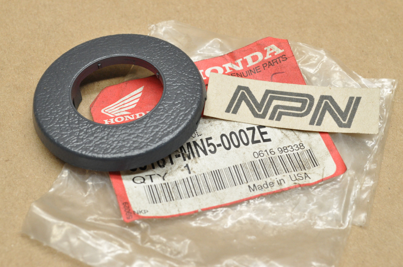 NOS Honda 1990 GL1500 1992-93 GL1500SE Gold Wing Switch Grommet 83161-MN5-000 ZE