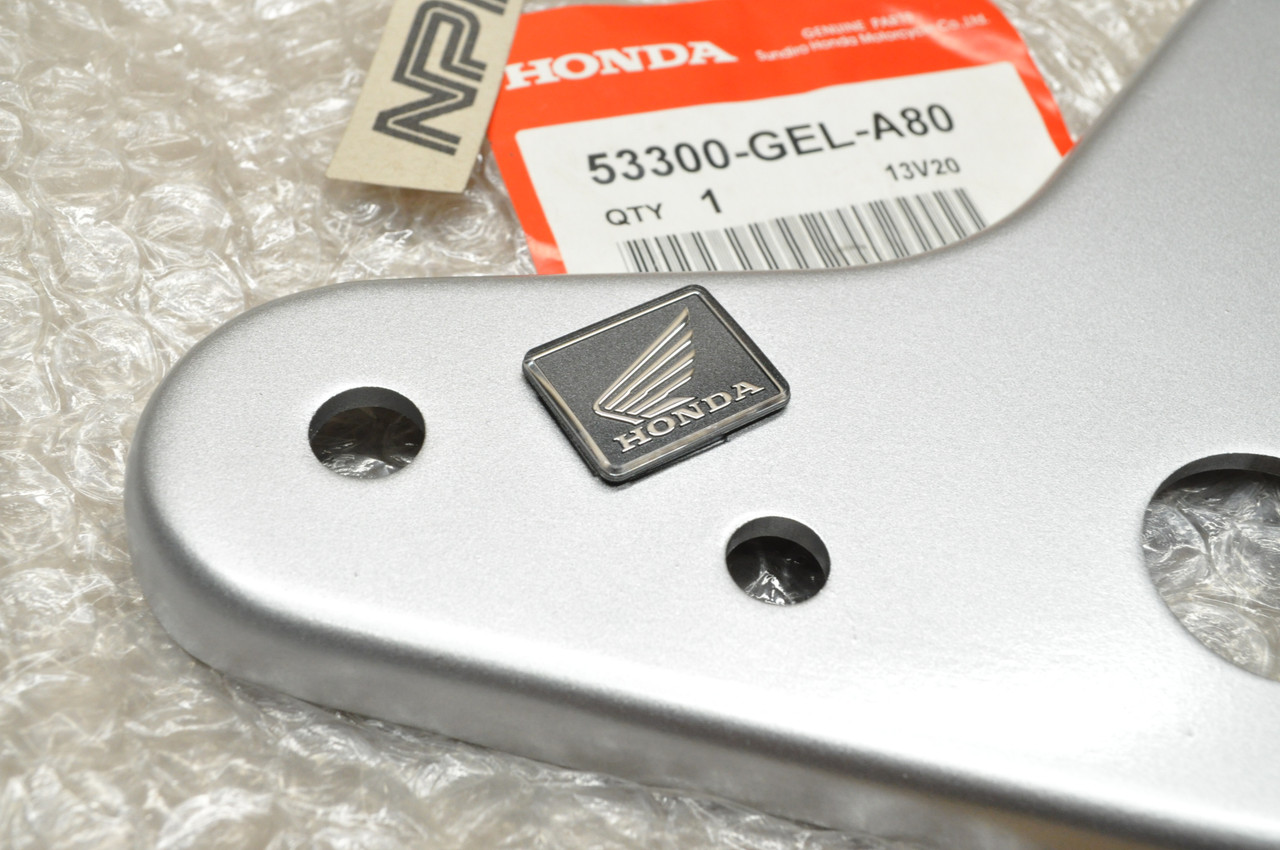 NEW OEM Honda CRF50 F Front Fork Top Triple Tree Bridge Bracket 53300-GEL-A80