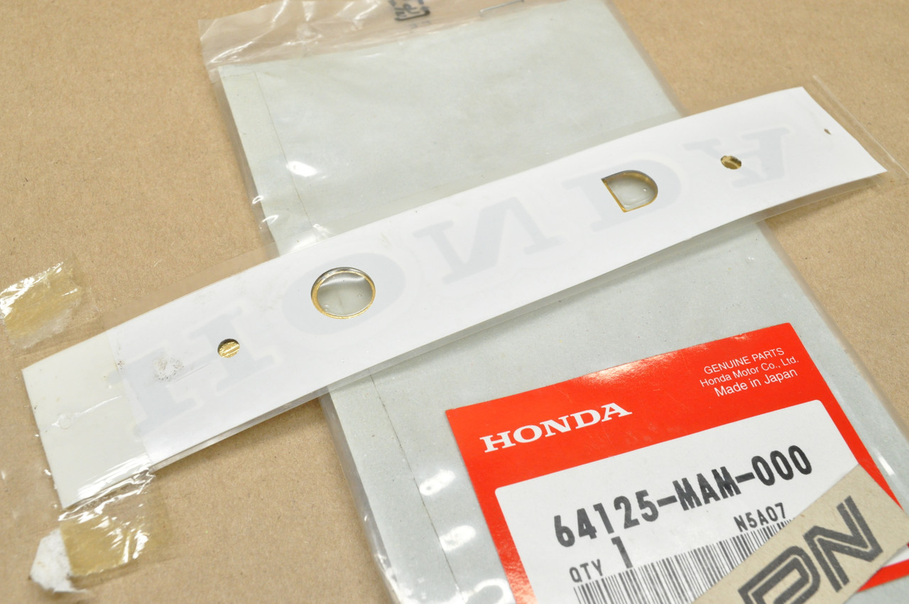 NOS Honda GL1500 Gold Wing Wind Shield Screen Garnish Emblem Badge 64125-MAM-000