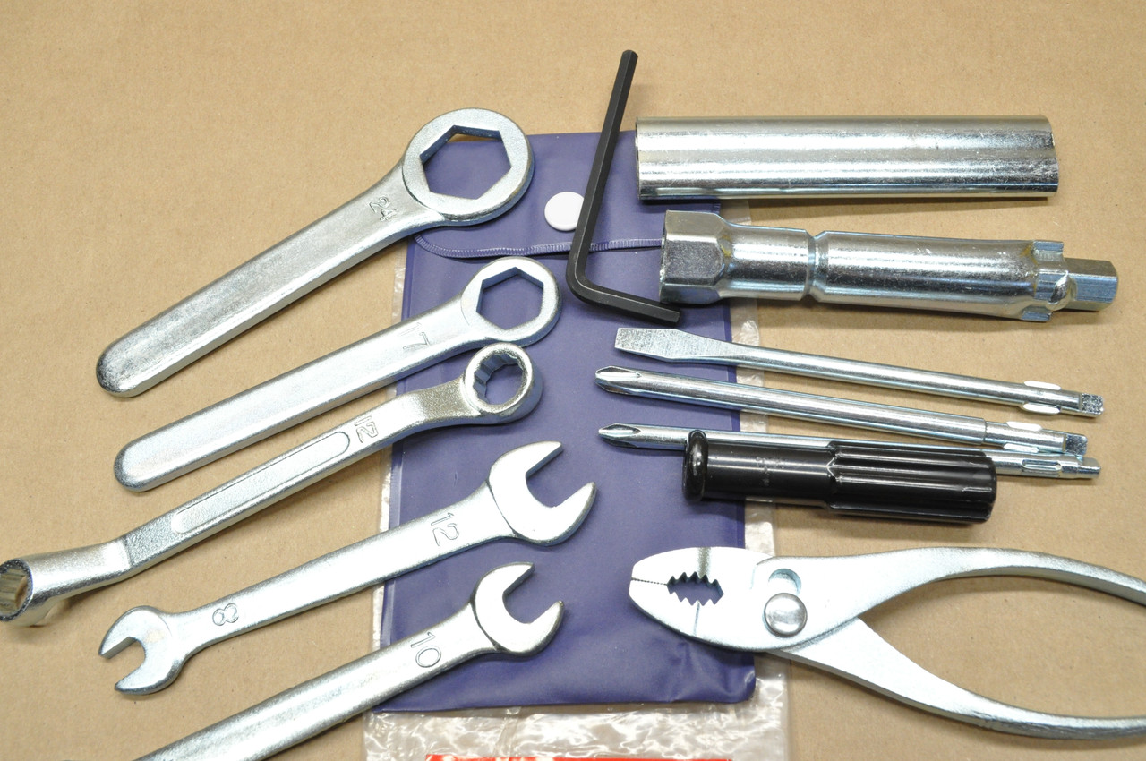 NOS Honda XR650 L Tool Kit Wrench Plier Screwdriver w/ Pouch Bag 89010-MY6-670