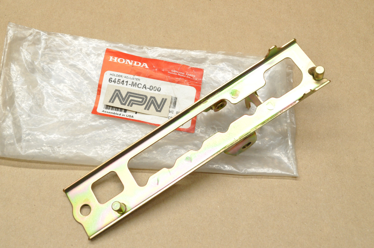 NEW OEM Honda 2001-05 GL1800 Gold Wing Wind Shield Adjuster Holder 64541-MCA-000