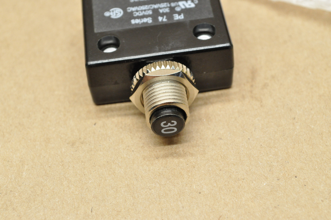 NOS Honda EB5000 EM5000 EM5000 EU2000 EU7000 Circuit Protector 30A 38241-Z11-A31