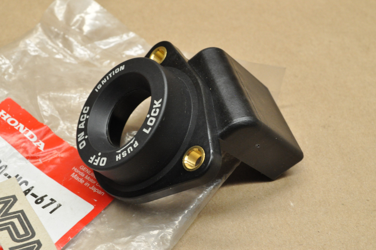 NEW OEM Honda 2001-17 GL1800 Gold Wing Ignition Switch Top Cover 30430-MCA-671