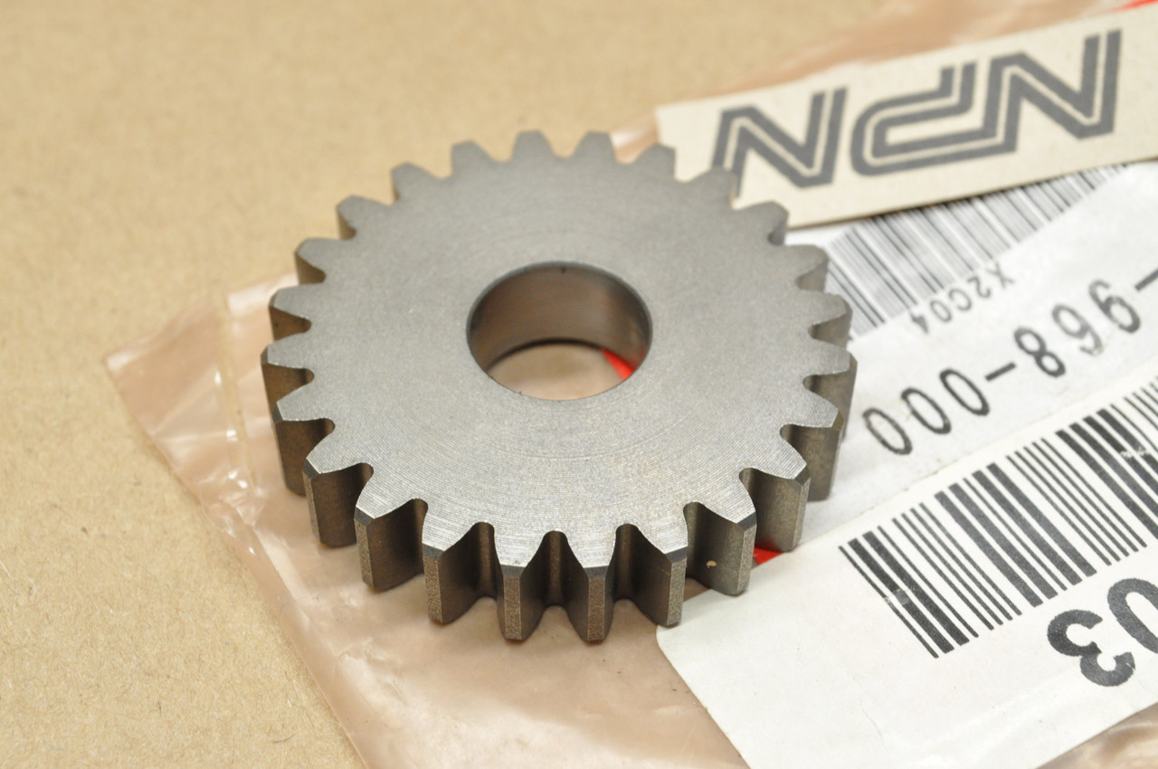 NOS Honda ATC110 ATC125 CT110 TRX125 Main Shaft Top Gear 24T 23471-968-000