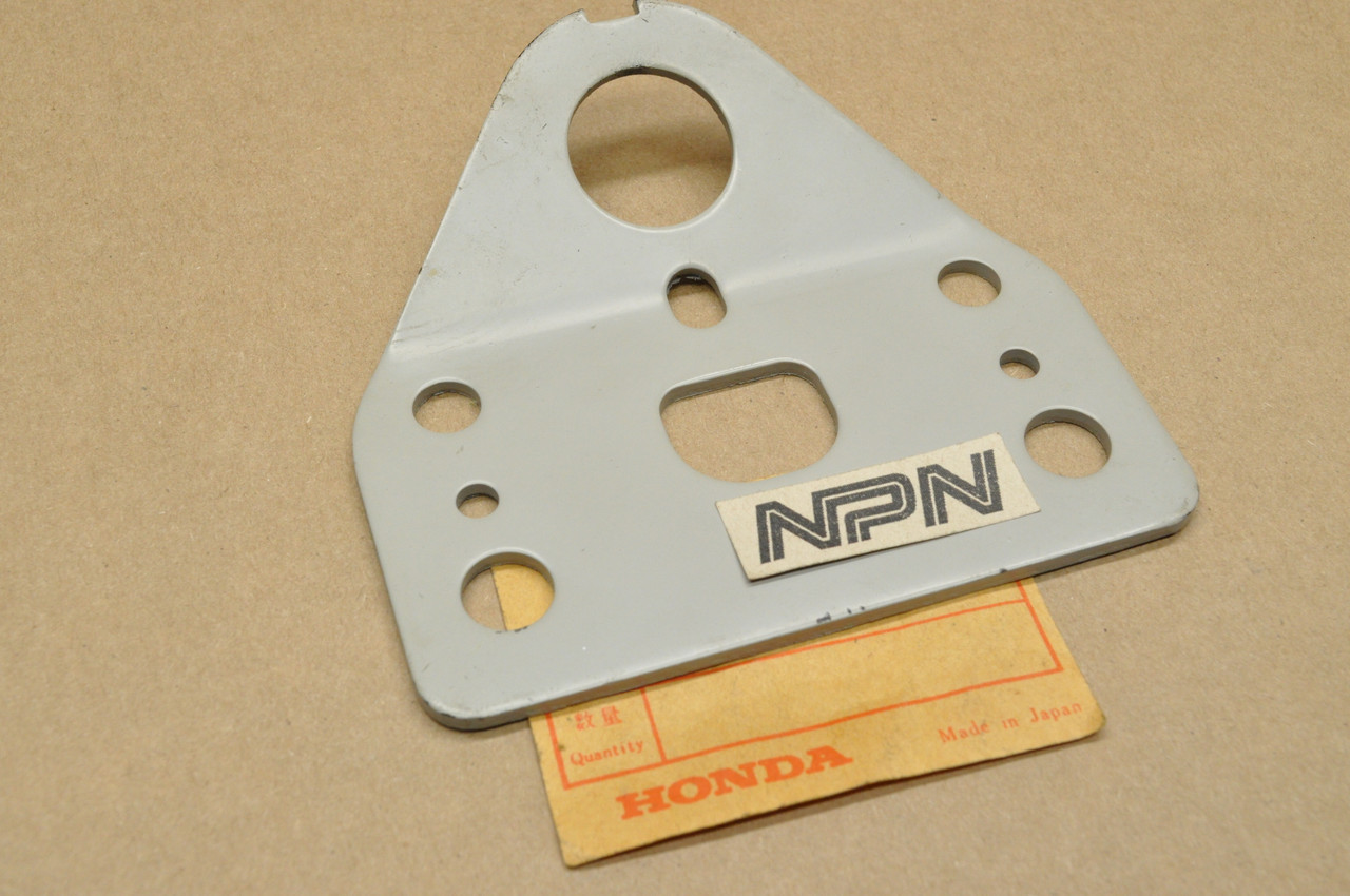 NOS Honda CA72 CA77 Front Fork Top Bridge Plate 53231-271-000 Z