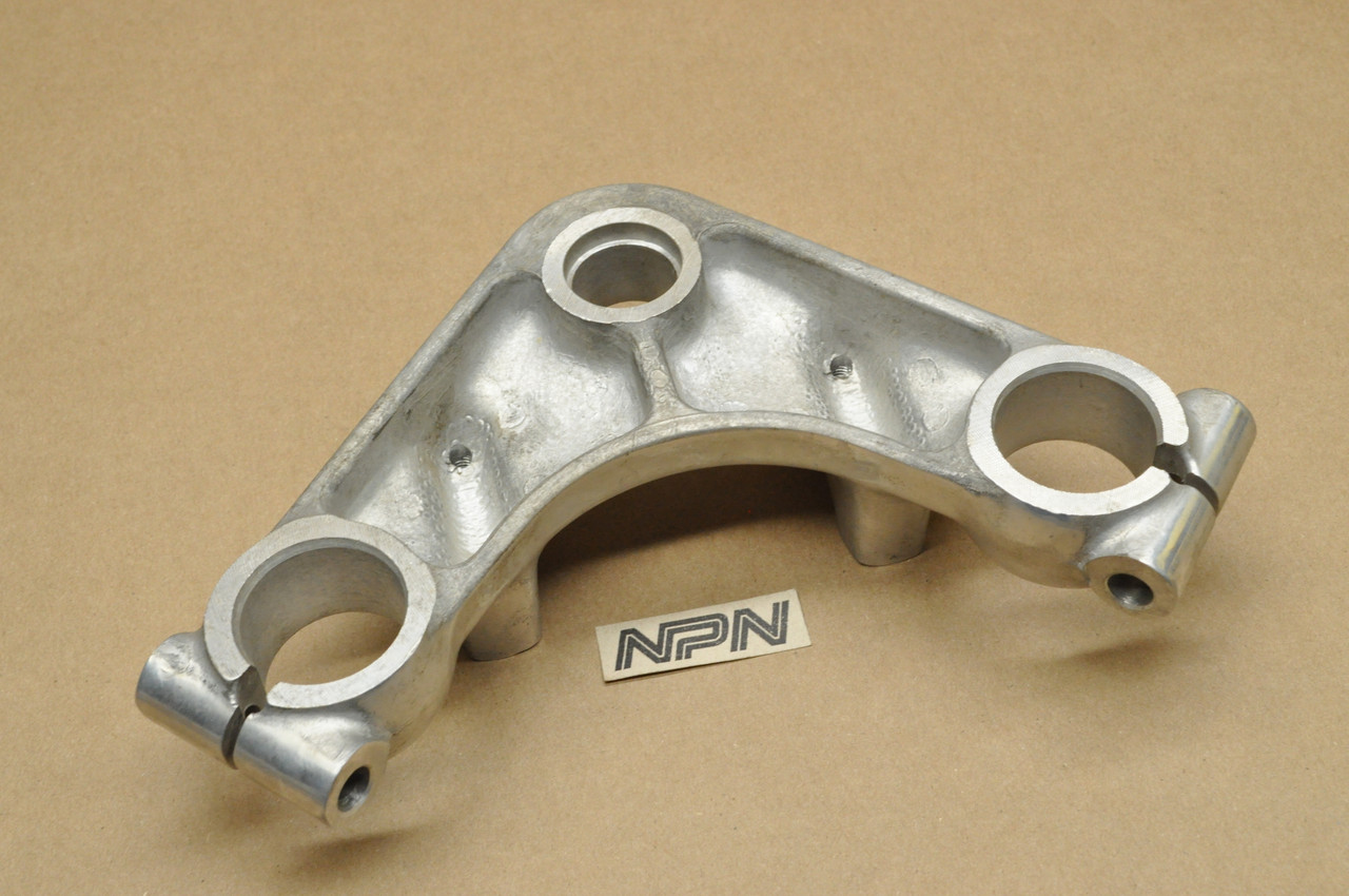 NOS Honda SL90 Front Fork Triple Tree Steering Stem Bridge Clamp 53231-074-000