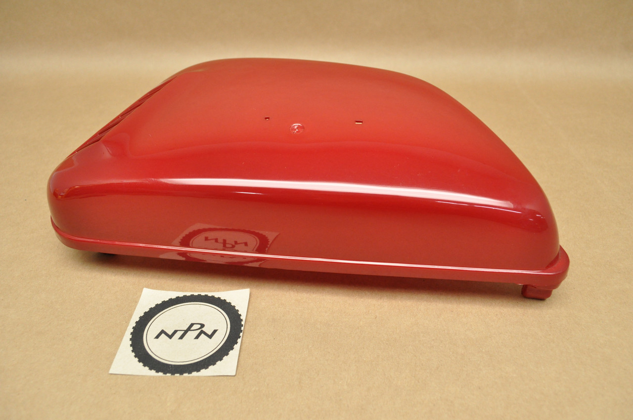 NOS Honda CL175 K6 Magna Red Right Air Filter Side Cover Panel 17231-378-000 AB