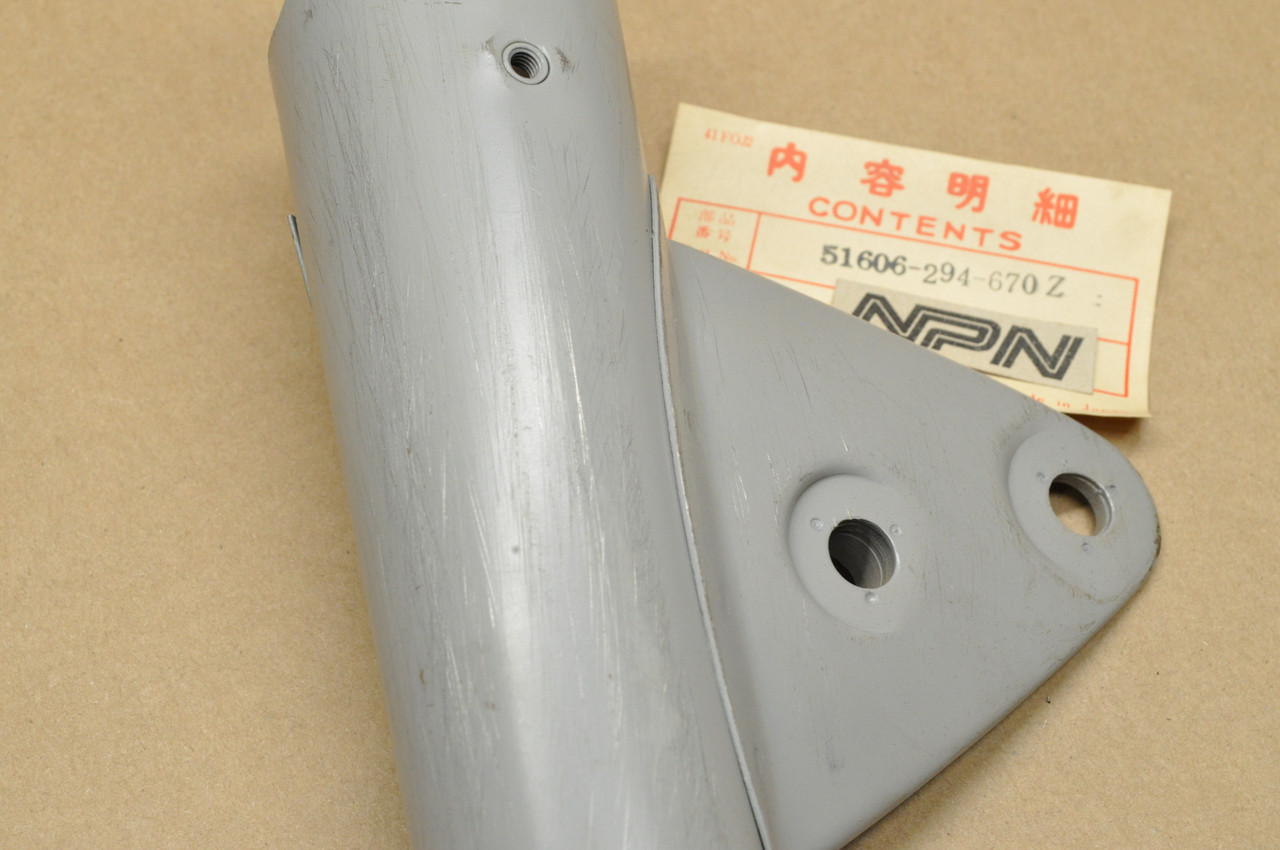 NOS Honda CL450 K2-K4 Left Fork Ear Head Light Stay Cover 51606-294-670 Z