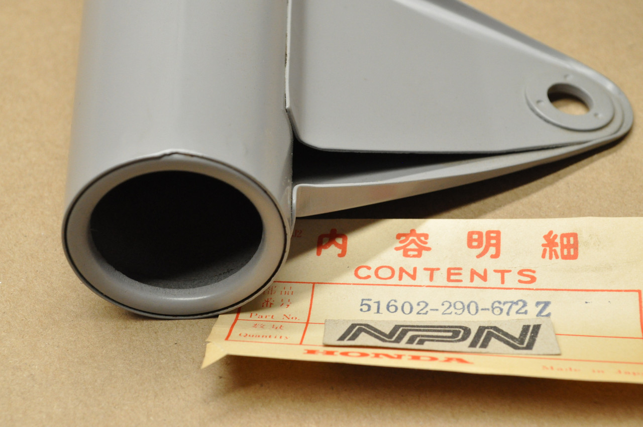 NOS Honda CL350 K1 Right Fork Ear Head Light Stay Cover Bracket 51602-290-672 Z