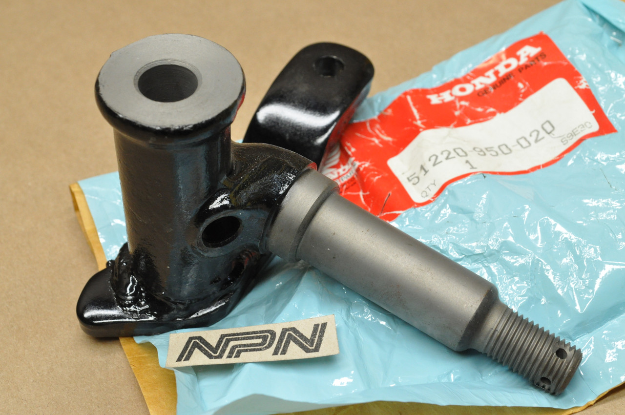 NOS Honda 1981-84 FL250 Odyssey Left Front Hub Steering Knuckle 51220-950-020