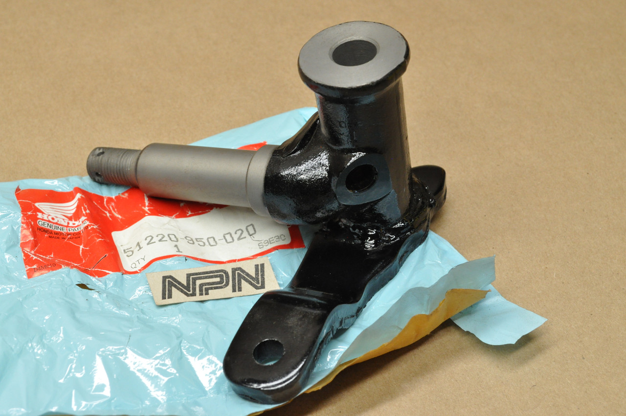 NOS Honda 1981-84 FL250 Odyssey Left Front Hub Steering Knuckle 51220-950-020