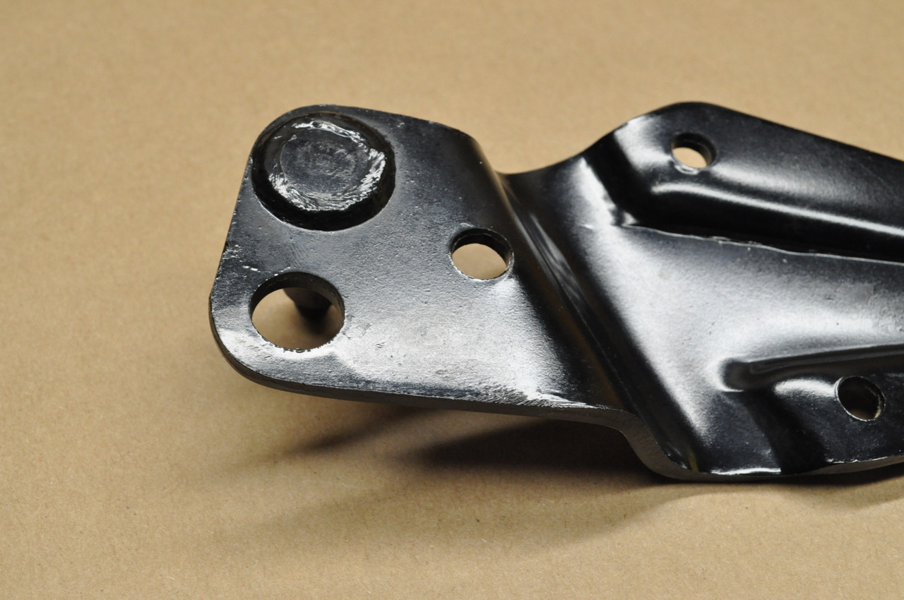 NOS Honda CB350 CL350 K0-K4 Left Foot Peg Step Pillion Bracket 50721-286-020 B