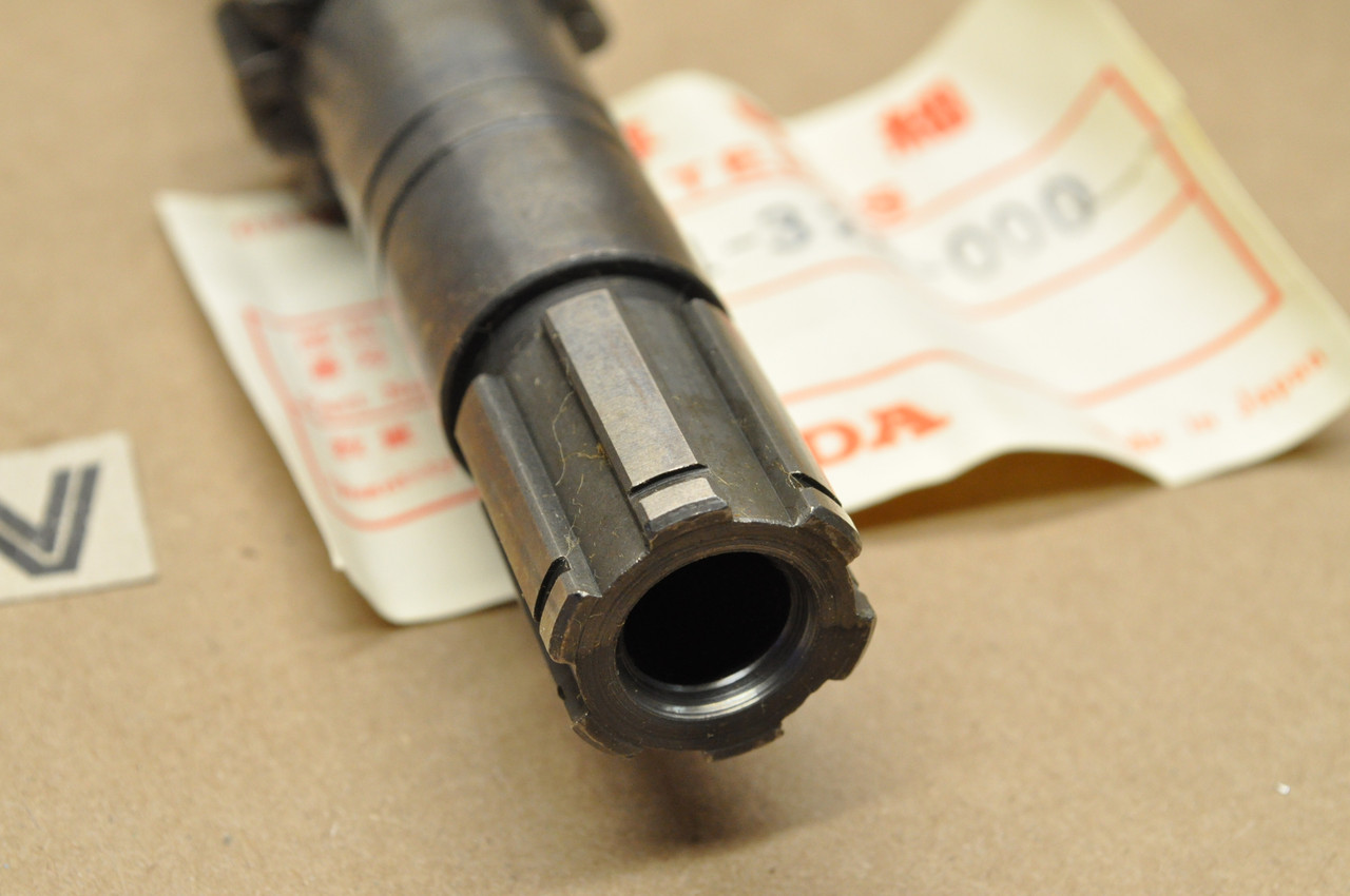 NOS Honda CB100 K2 CB125 S CL100 CL125 S Transmission Main Shaft 23211-324-000