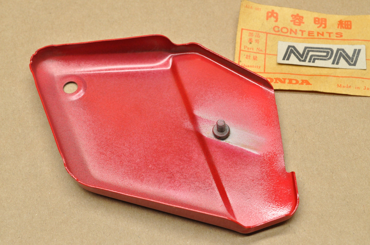 NOS Honda 1985-88 CH80 Elite Red Right Foot Step Pillion Cover 50619-GE1-000 ZJ