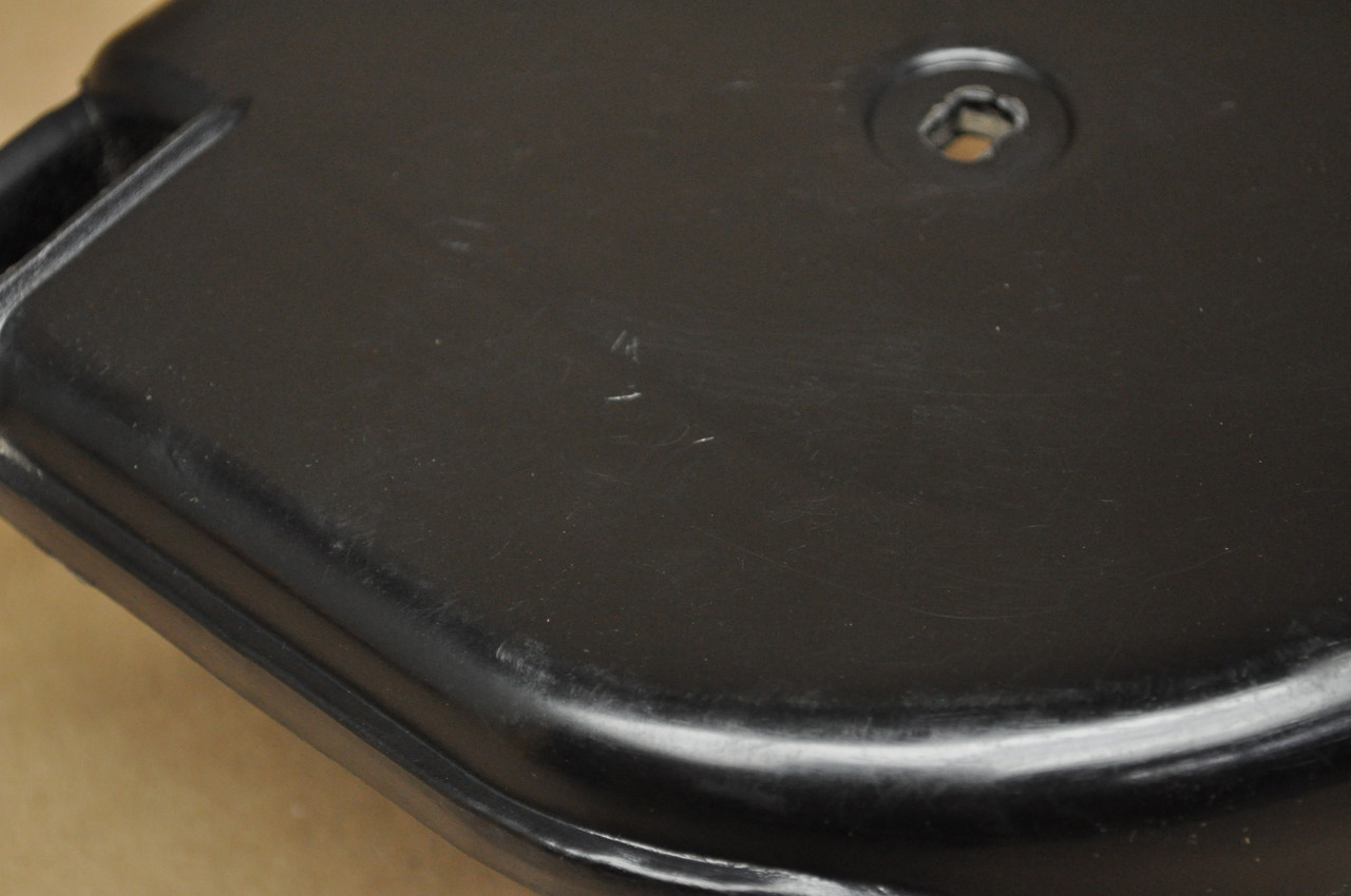 NOS Honda CB450 K5-K7 CL450 K5-K6 Right Air Filter Housing Cover 17214-346-671