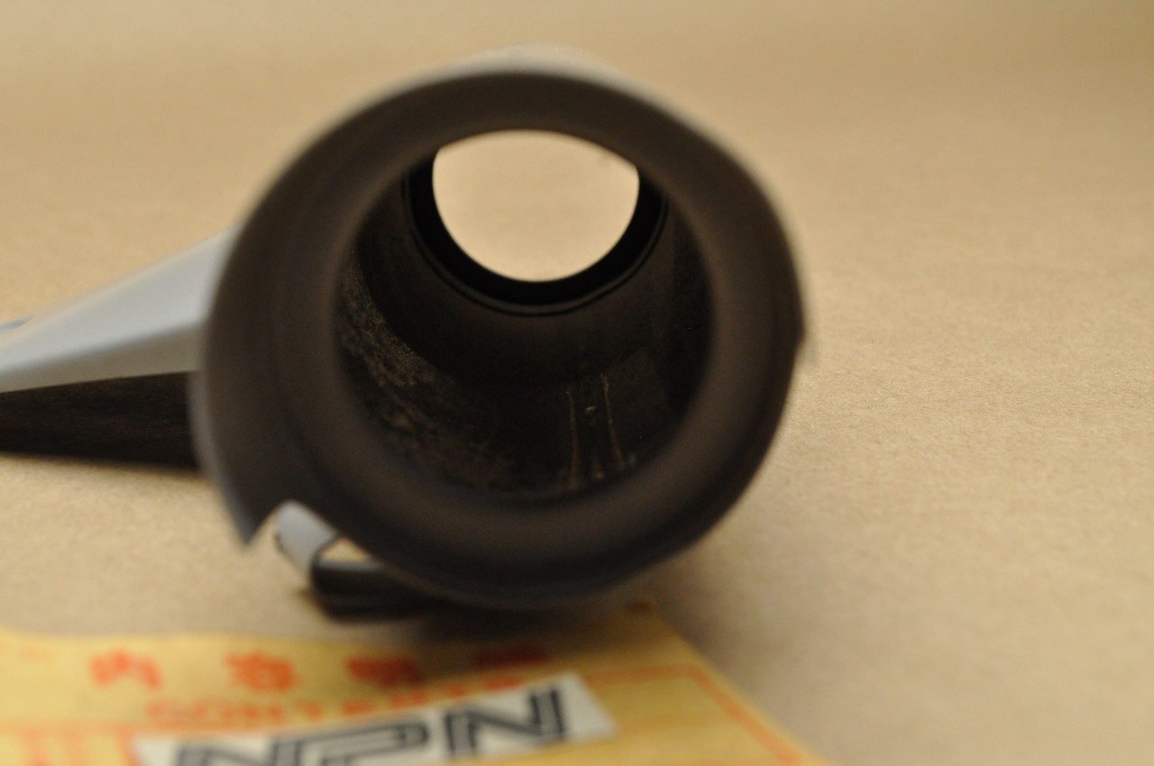 NOS Honda CL350 K1 Left Fork Ear Head Light Stay Bracket Cover 51606-290-672 Z