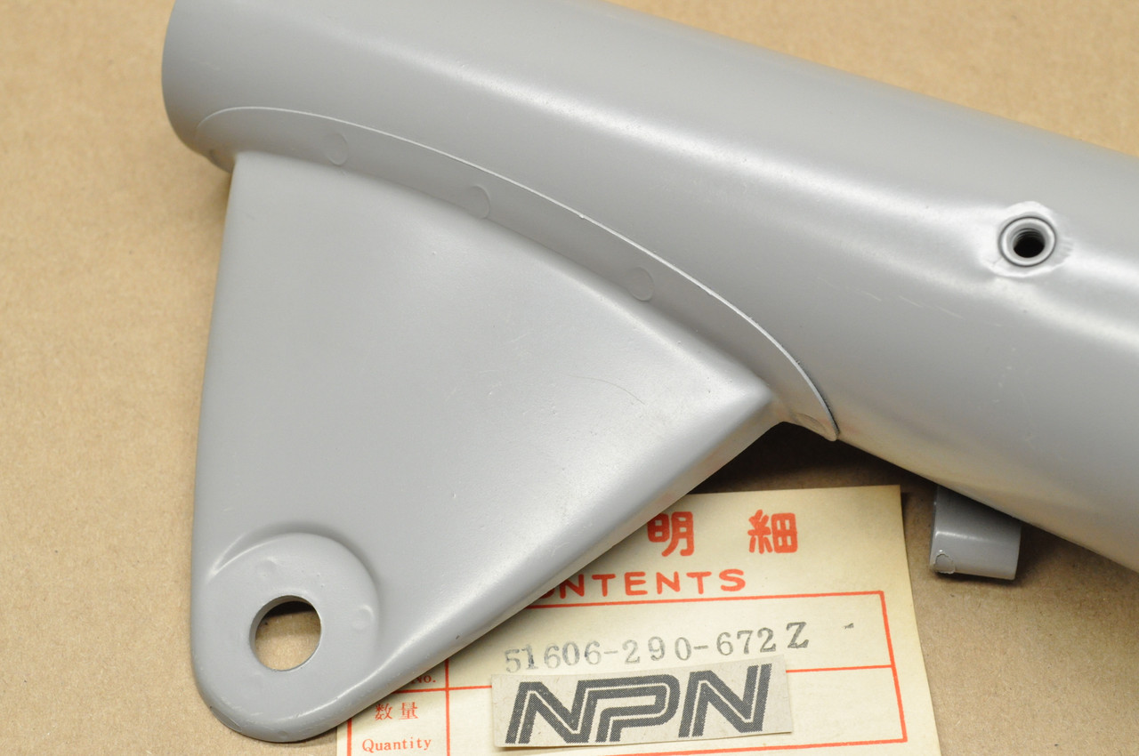 NOS Honda CL350 K1 Left Fork Ear Head Light Stay Cover Bracket 51606-290-672 Z