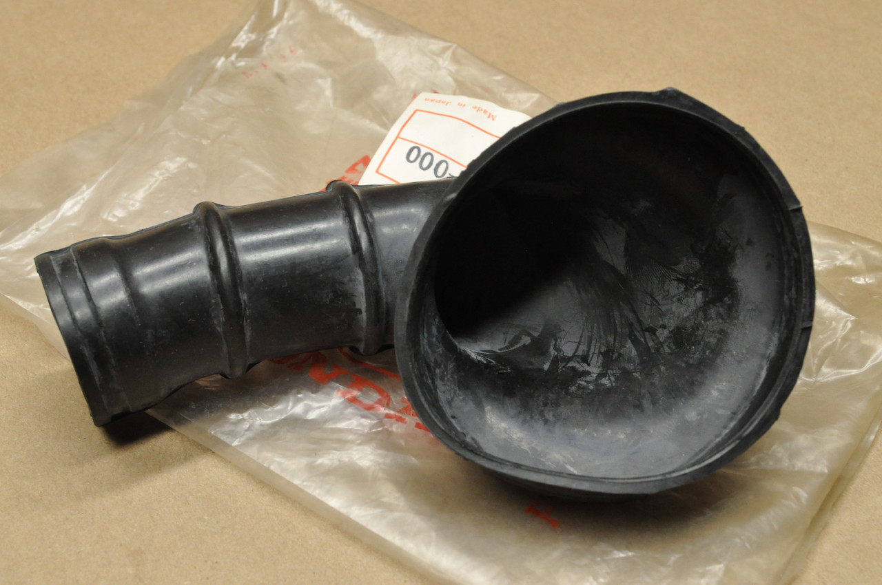 NOS Honda 1977-79 XL75 77-78 XR75 Air Filter Connecting Tube Boot 17253-152-000