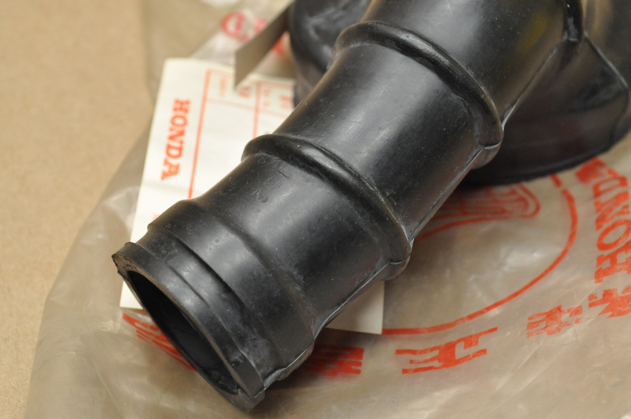 NOS Honda 1977-79 XL75 77-78 XR75 Air Filter Connecting Tube Boot 17253-152-000