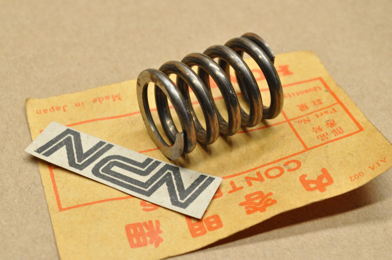 NOS Honda XL100 XL80 XR100 XR75 XR80 Clutch Spring 22401-153-000