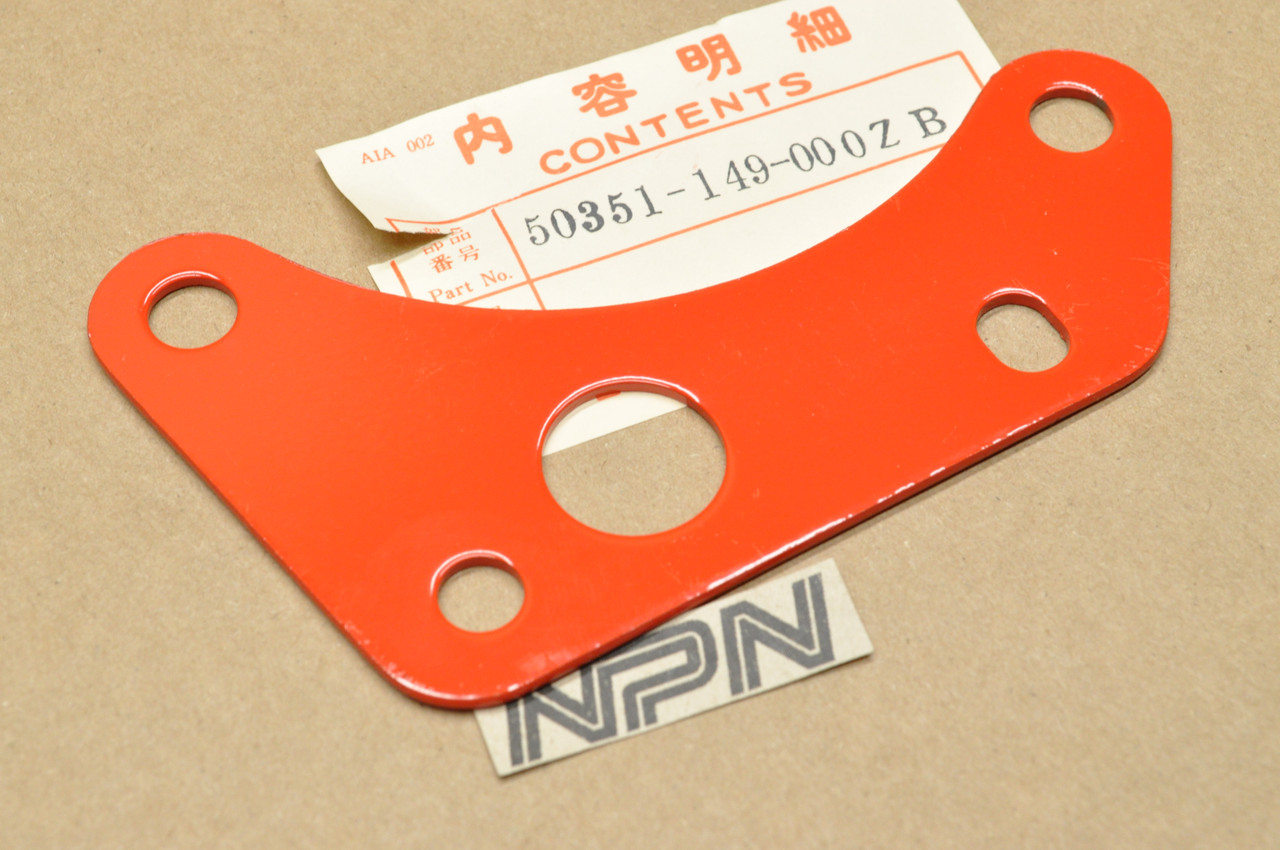 NOS Honda 1979-82 XR80 Red Engine Motor Mount Hanger Bracket 50351-149-000 ZB