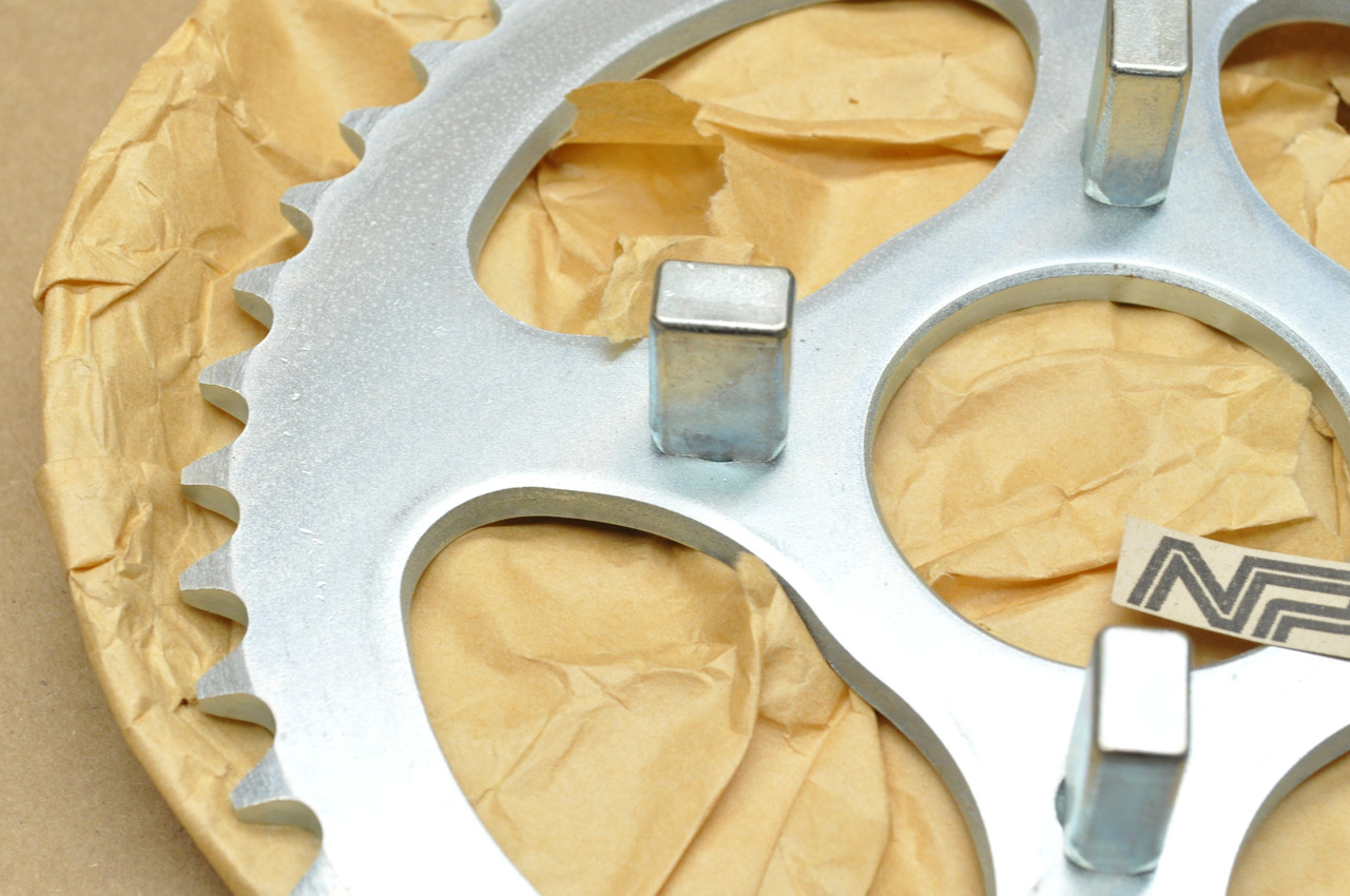 NOS Honda 1976-78 XR75 1979-84 XR80 Rear Sprocket 46T 41201-153-000