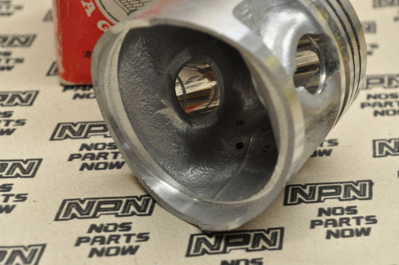 NOS Honda 1977-78 XR75 .75 Oversize Piston 13104-153-000