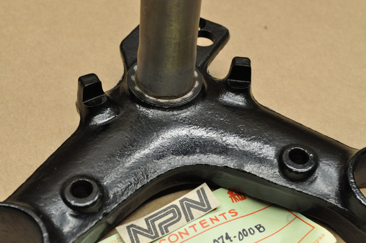 NOS Honda SL100 SL125 XL100 Fork Steering Stem Triple Tree Clamp 53200-074-000 B