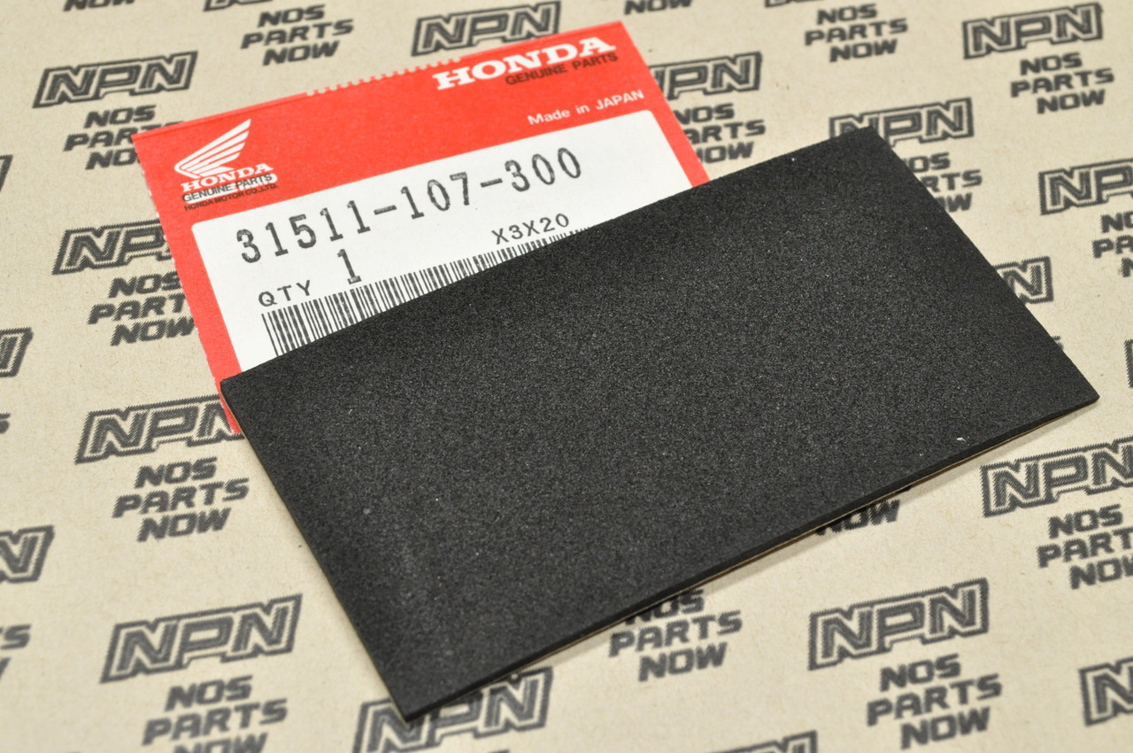 NOS Honda CB100 CBX CL125 SL100 SL125 XL100 Battery Cushion Rubber 31511-107-300