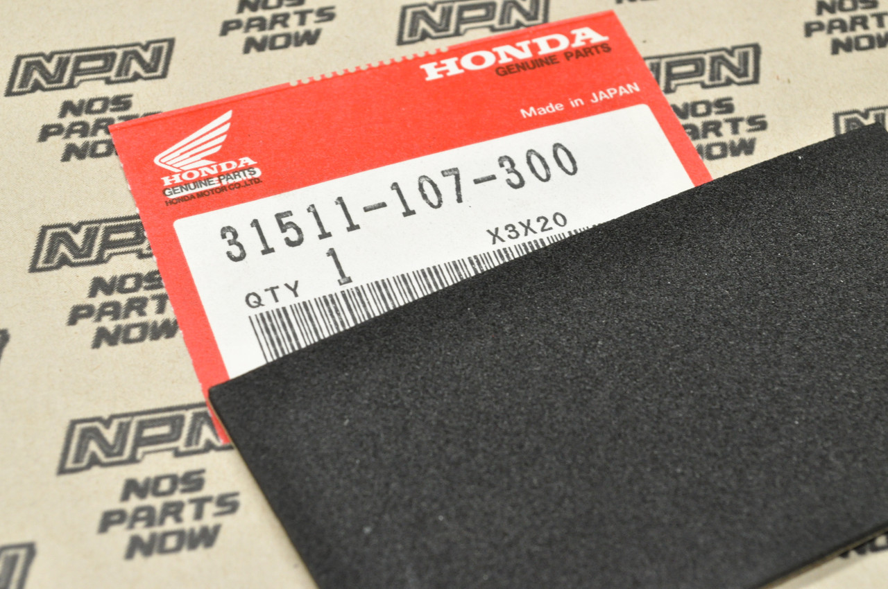 NOS Honda CB100 CBX CL125 SL100 SL125 XL100 Battery Cushion Rubber 31511-107-300