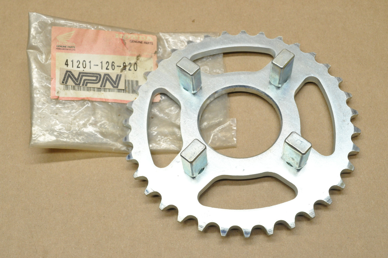 NOS Honda ATC70 K0-1981 CT70 Rear Drive Chain Sprocket 35T 41201-126-920