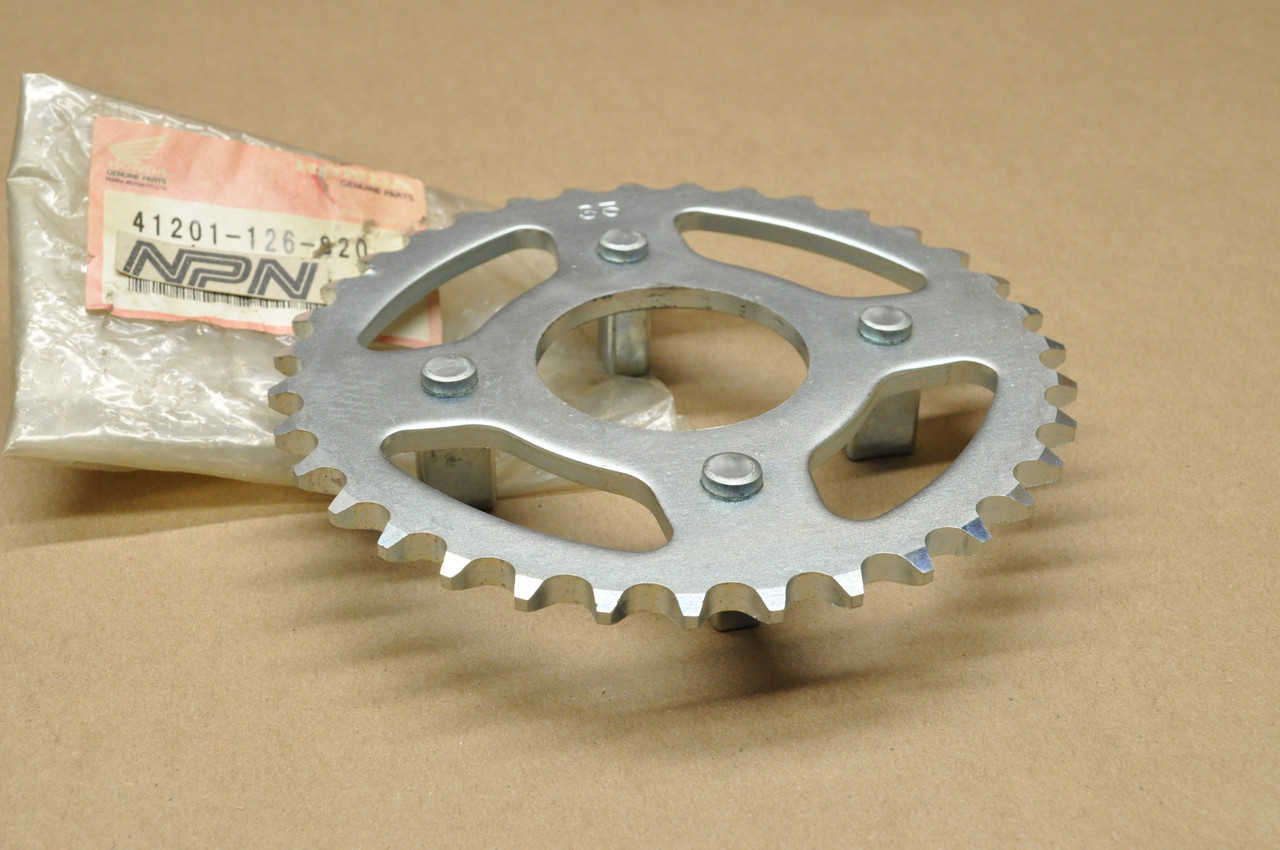 NOS Honda ATC70 K0-1981 CT70 Rear Drive Chain Sprocket 35T 41201-126-920