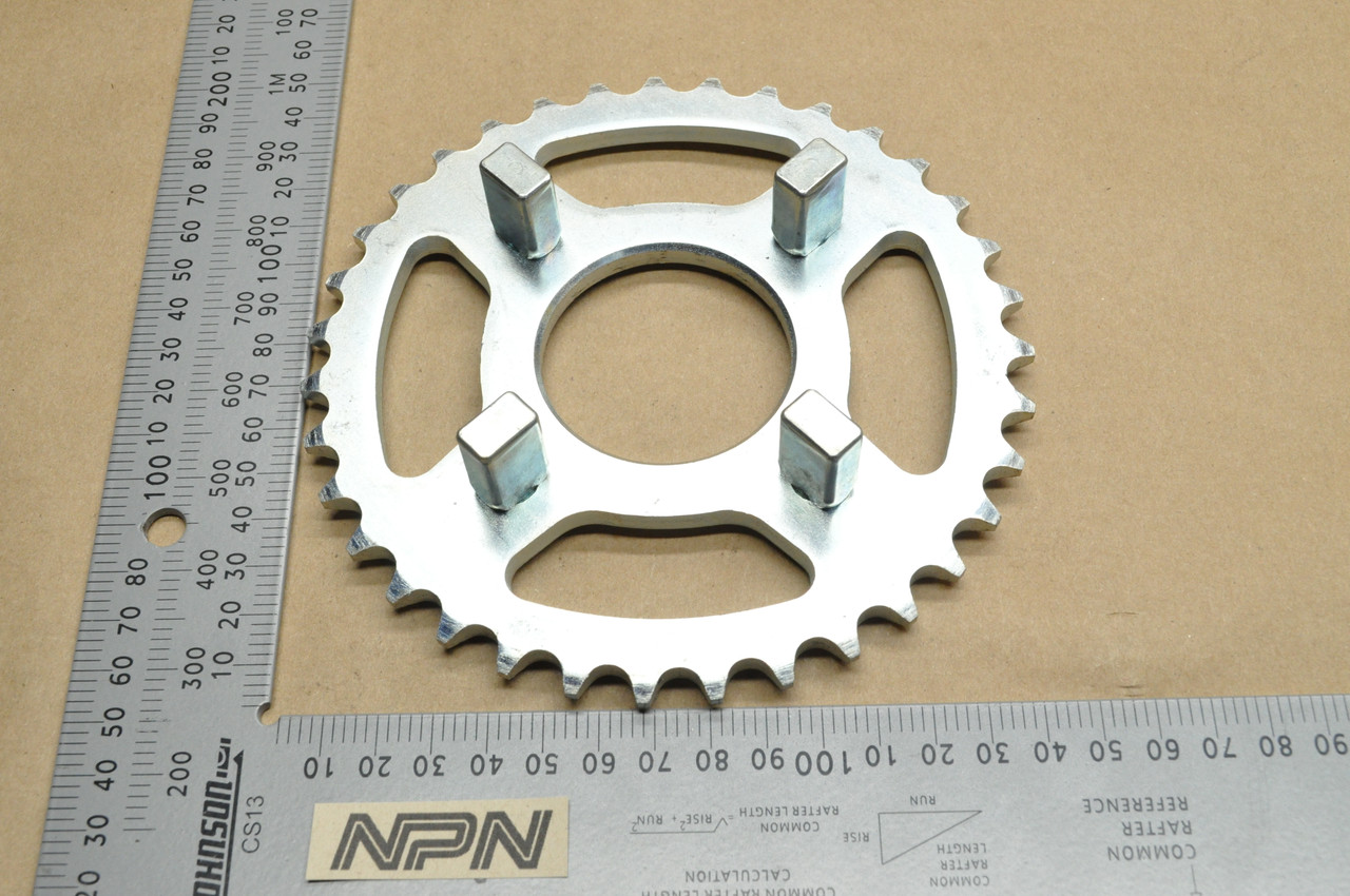 NOS Honda ATC70 K0-1981 CT70 Rear Drive Chain Sprocket 35T 41201-126-920