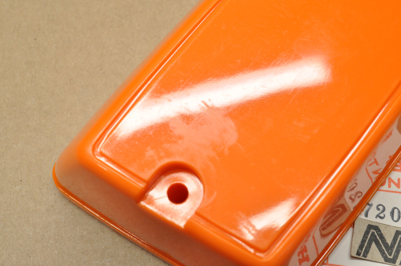 NOS Honda 1977-78 NC50 Express Orange Air Filter Cleaner Cover 17207-147-000 ZB