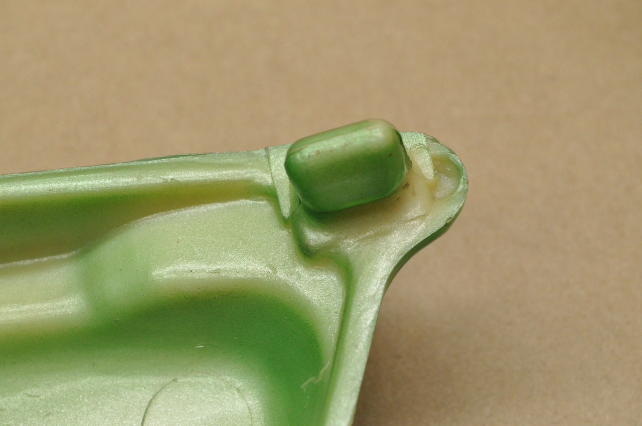 NOS Honda SL100 K0 Emerald Green Right Air Filter Side Cover 83540-110-010 DF