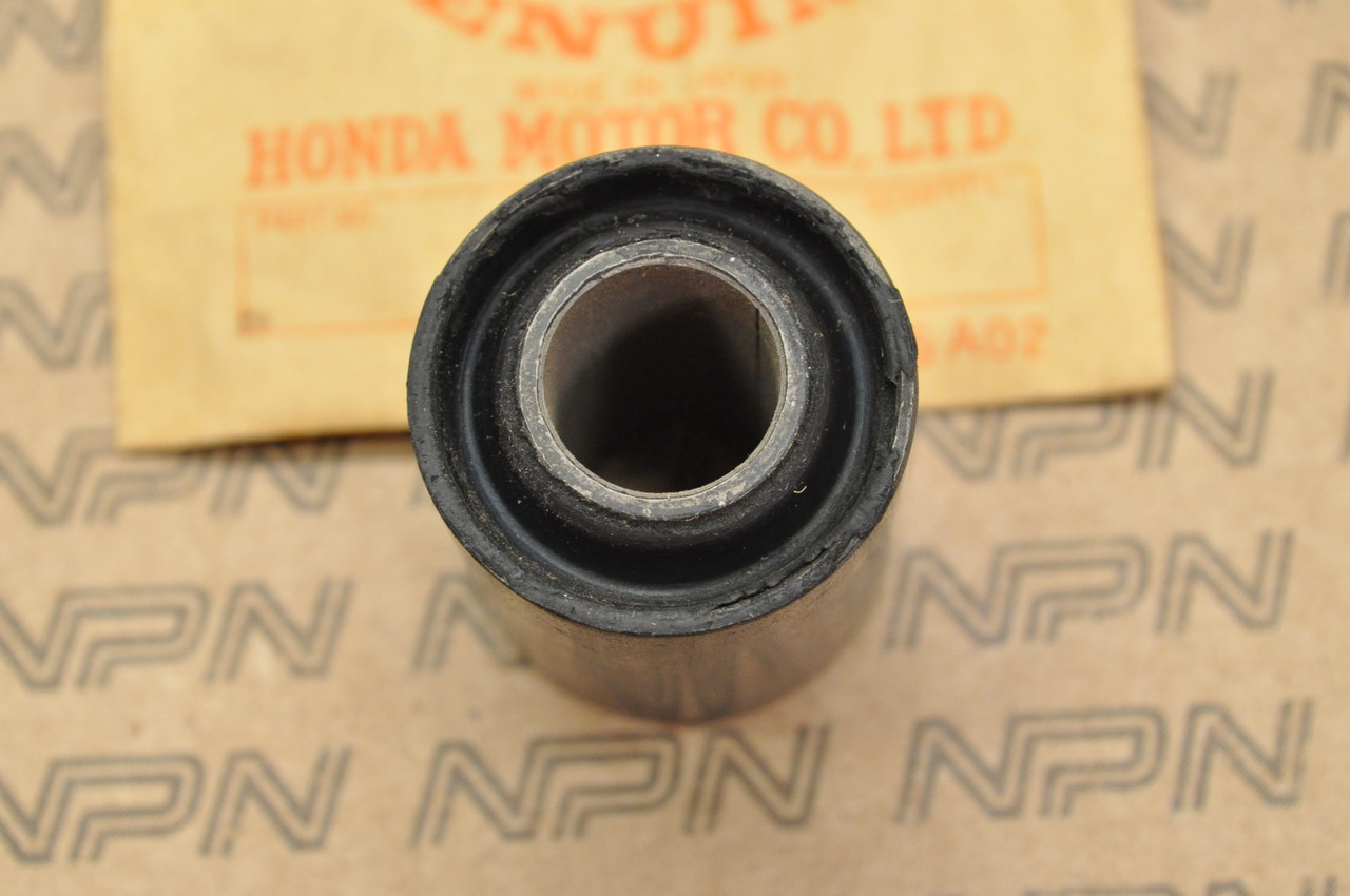 NOS Honda CB350 CB350F CB400 CL350 CL360 SL350 Damper Bushing 41241-286-000