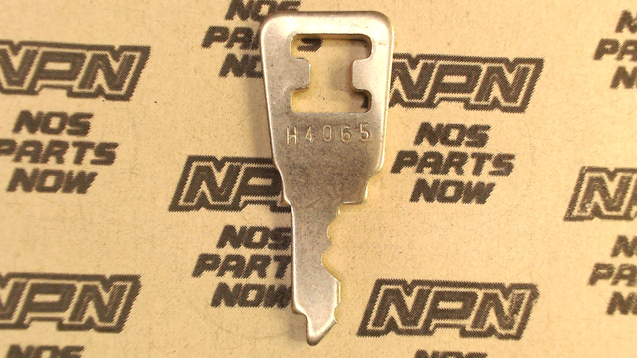 NOS Honda OEM Ignition Switch & Lock Key Ward Cut Double Groove Back H4065