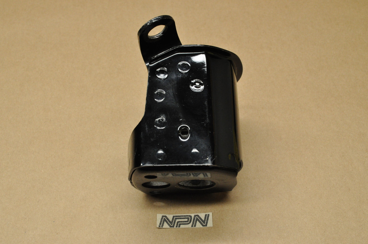 NOS Honda C100 CA100 C102 CA105 T CM91 Fork Top Bridge Plate 53231-034-000 B