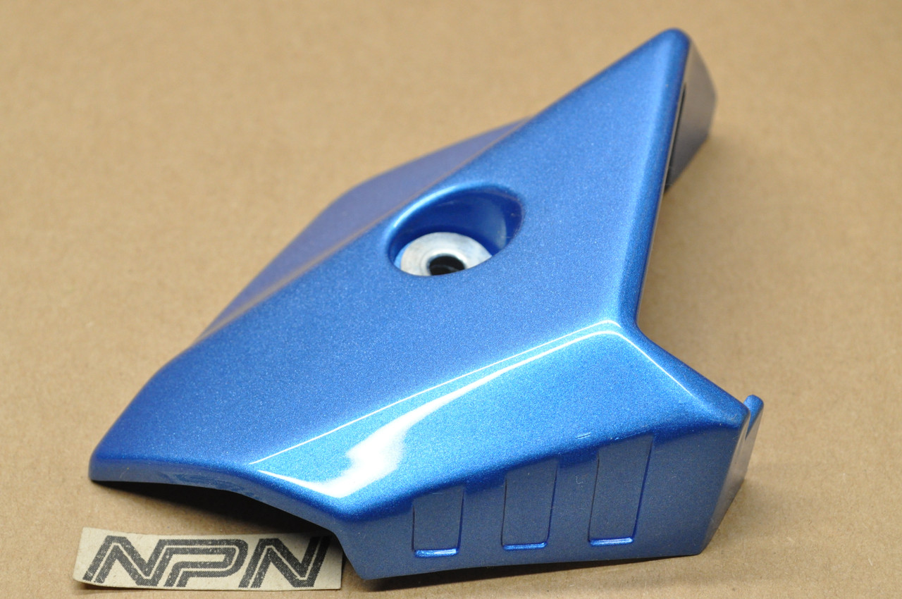 NOS Honda 1989-90 CH80 Elite Right Foot Rest Step Pillion Cover 50621-GE1-670 ZH