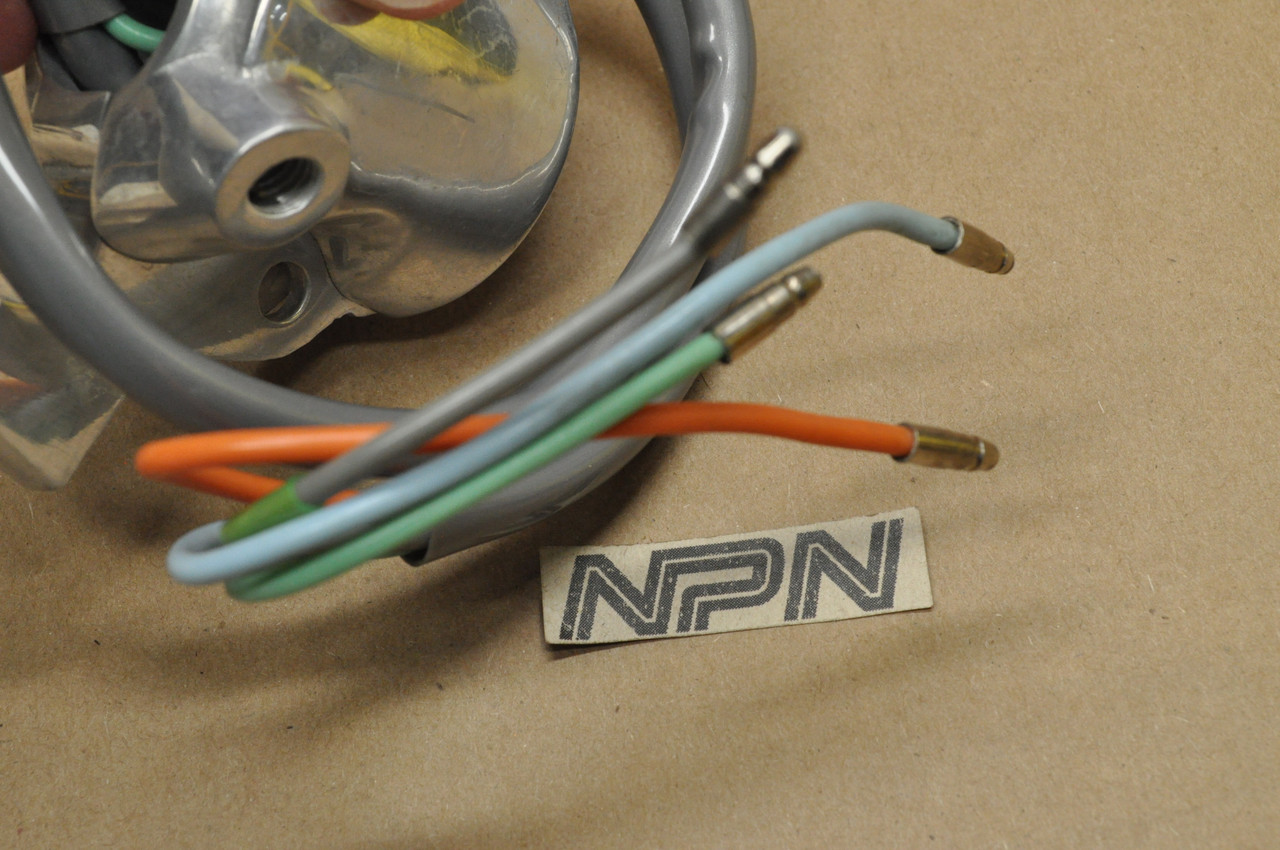 NOS Honda CB100 CB125 S CL100 CL125 S Turn Signal & Horn Switch 35300-107-671