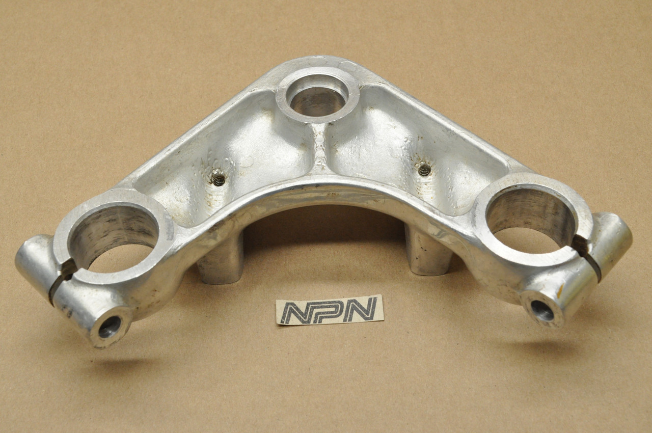 NOS Honda SL90 Front Fork Triple Tree Bridge Steering Stem Clamp 53231-074-000