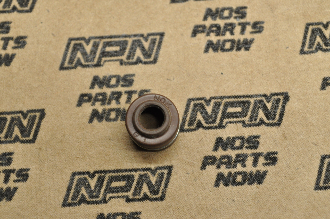 NOS Honda CB1100 CB750 CBX GL1500 VF1100 VF750 Valve Stem Seal 12209-422-005
