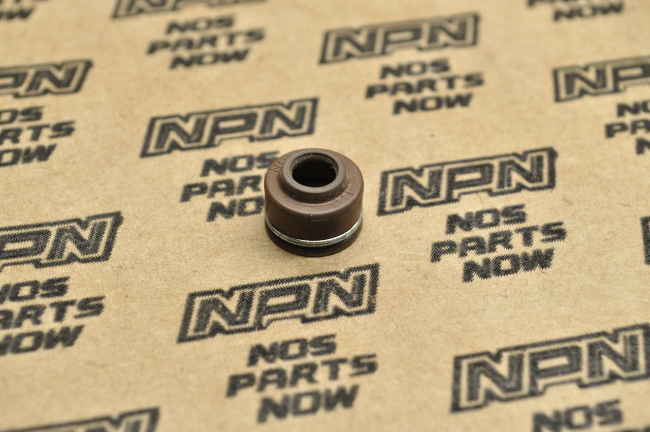 NOS Honda CB1100 CB750 CBX GL1500 VF1100 VF750 Valve Stem Seal 12209-422-005