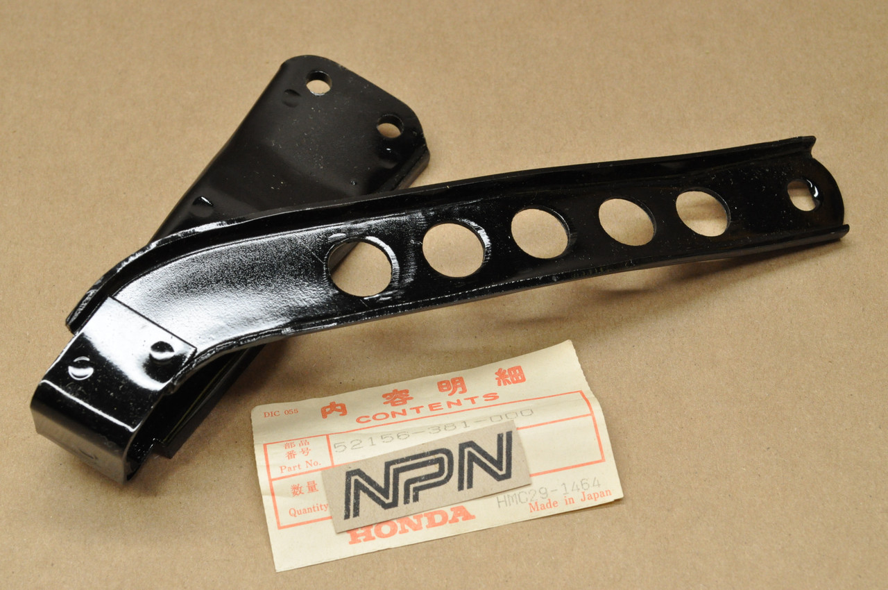 NOS Honda CR250 M MR250 Elsinore Black Drive Chain Guide Guard 52156-381-000