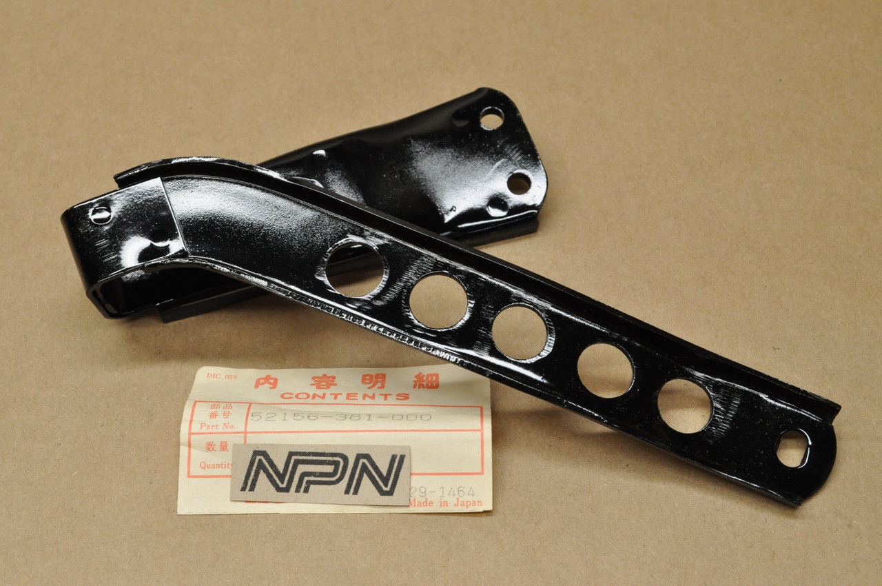 NOS Honda CR250 M MR250 Elsinore Black Drive Chain Guide Guard 52156-381-000