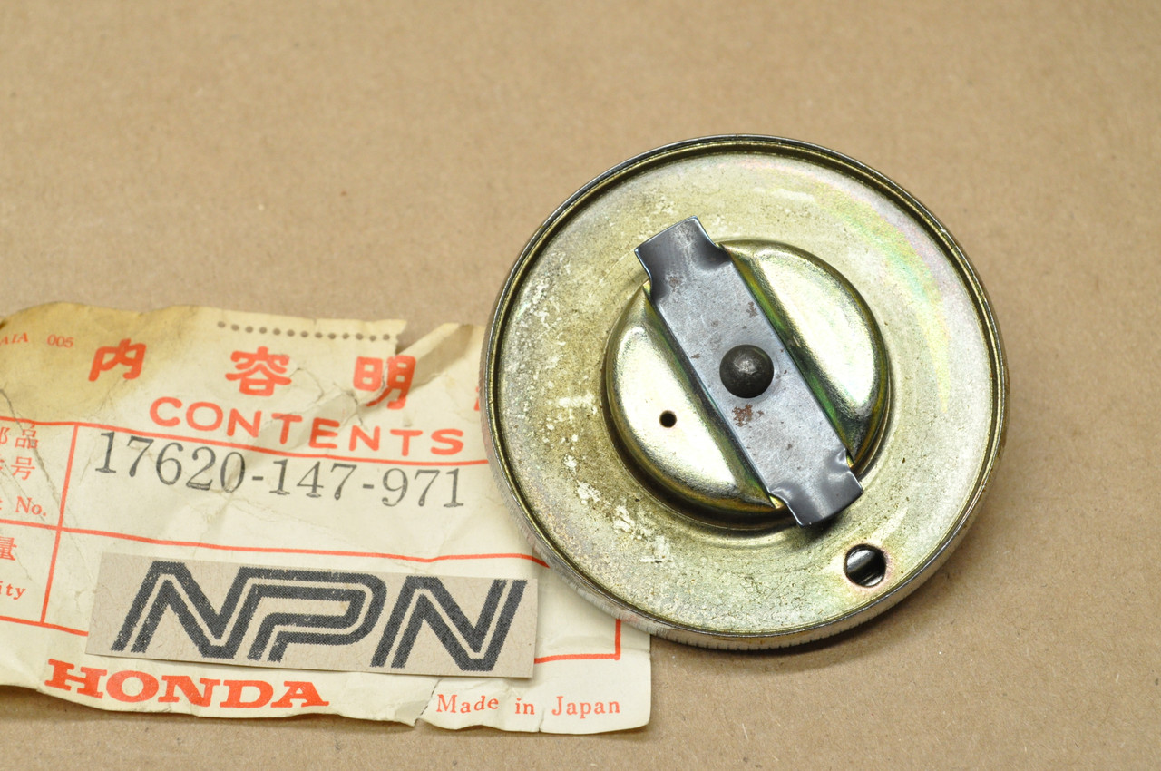 NOS Honda 1979-81 ATC70 NA50 1977-81 NC50 Fuel Gas Tank Filler Cap 17620-147-971