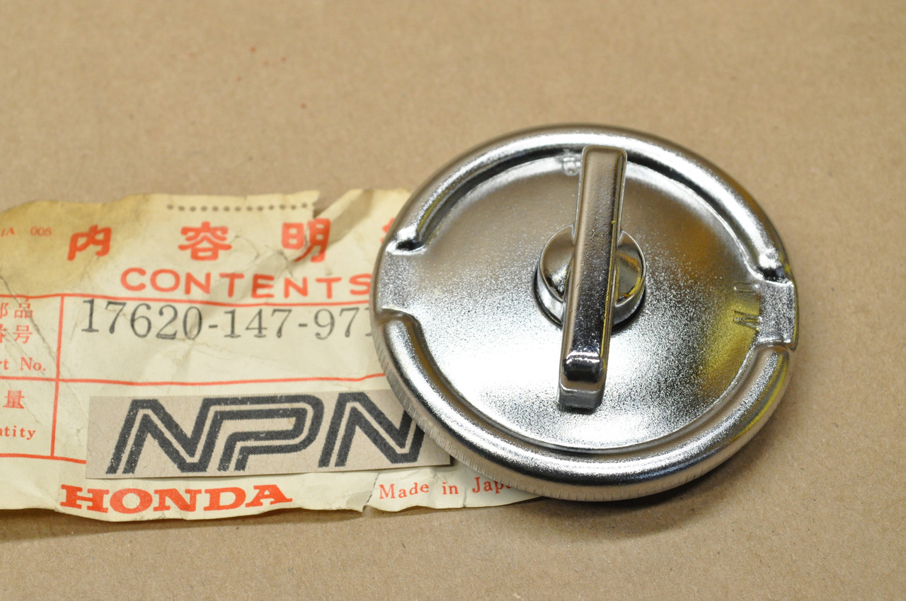 NOS Honda 1979-81 ATC70 NA50 1977-81 NC50 Fuel Gas Tank Filler Cap 17620-147-971